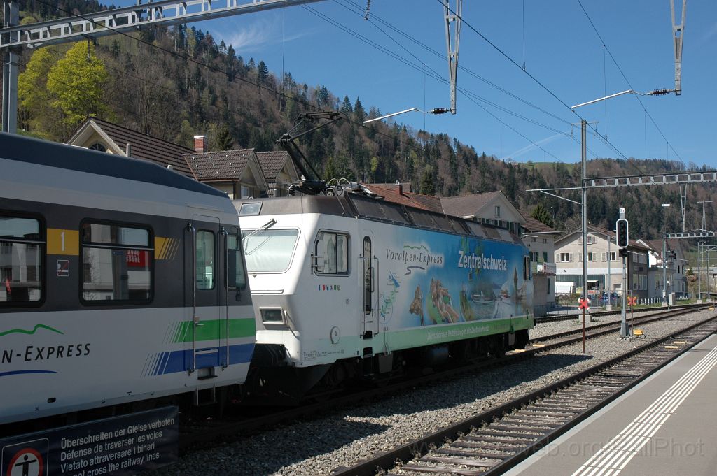 3071-0043-110414.jpg - SOB Re 456.091-8 "Romanshorn" / Wattwil 11.4.2014