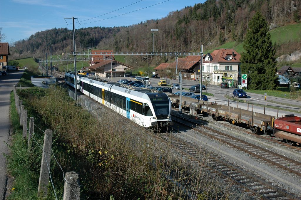 3074-0026-110414.jpg - Thurbo RABe 526.767-9 + RABe 526.738-0 /  Brunnadern- Neckertal 11.4.2014