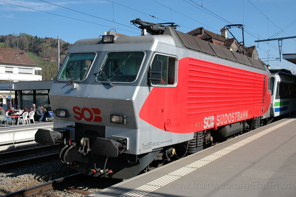 3077-0032-170414.jpg - SOB Re 446.015-0 / Wattwil 17.4.2014