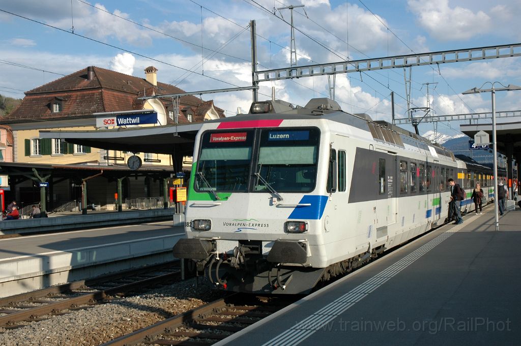 3079-0004-230414.jpg - SOB RBDe 561.082-9 / Wattwil 23.4.2014