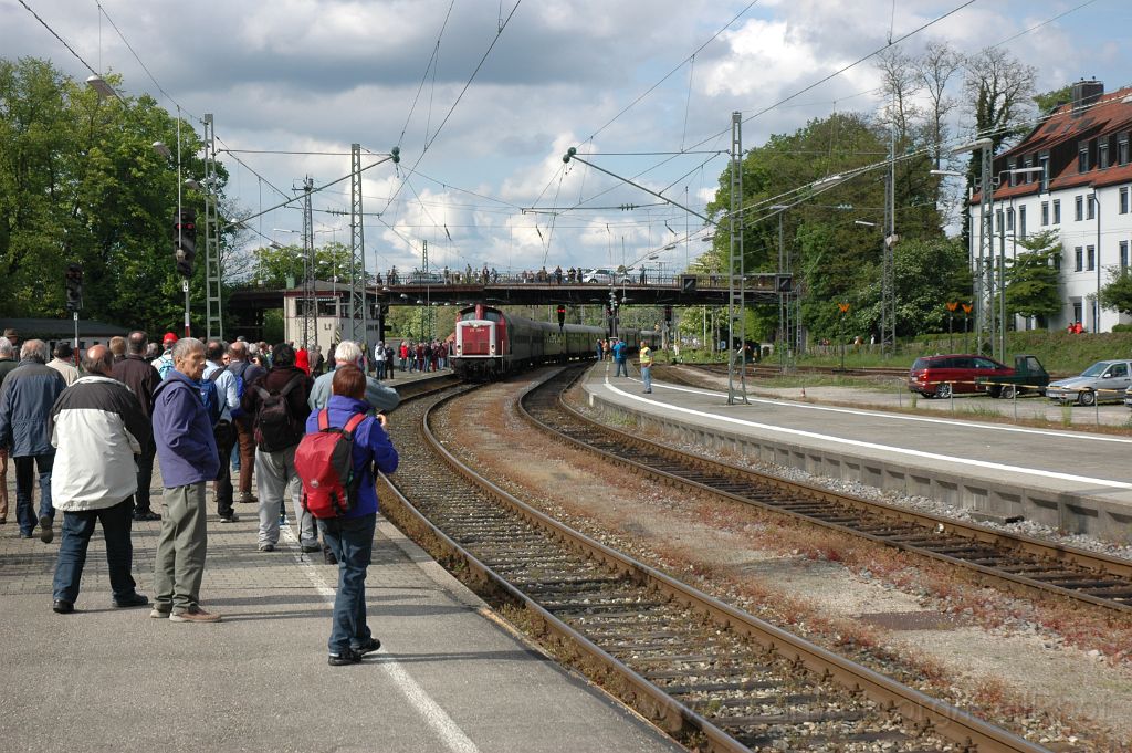 3089-0049-010514.jpg - BYB 212.284-4 / Lindau Hbf 1.5.2014