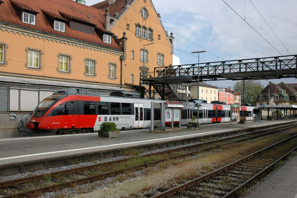 3092-0046-010514.jpg - ÖBB 4024.001-2 / Lindau Hbf 1.5.2014