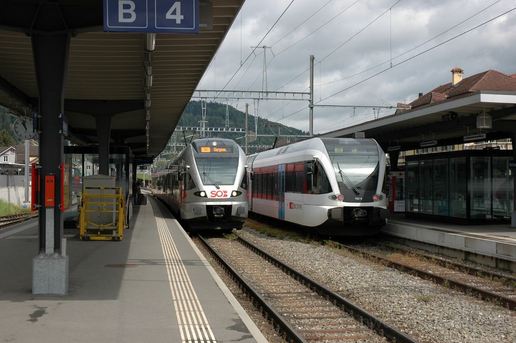 3097-0010-090514.jpg - Thurbo RABe 526.762-0 + SOB RABe 526.061-7 "Rigi Kulm" / Wattwil 9.5.2014