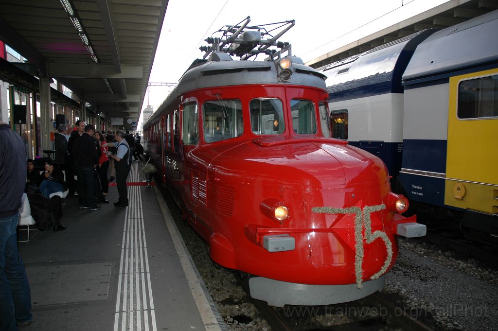 3098-0015-090514.jpg - SBB-CFF RAe 4/8 1021 / Zürich HB 9.5.2014