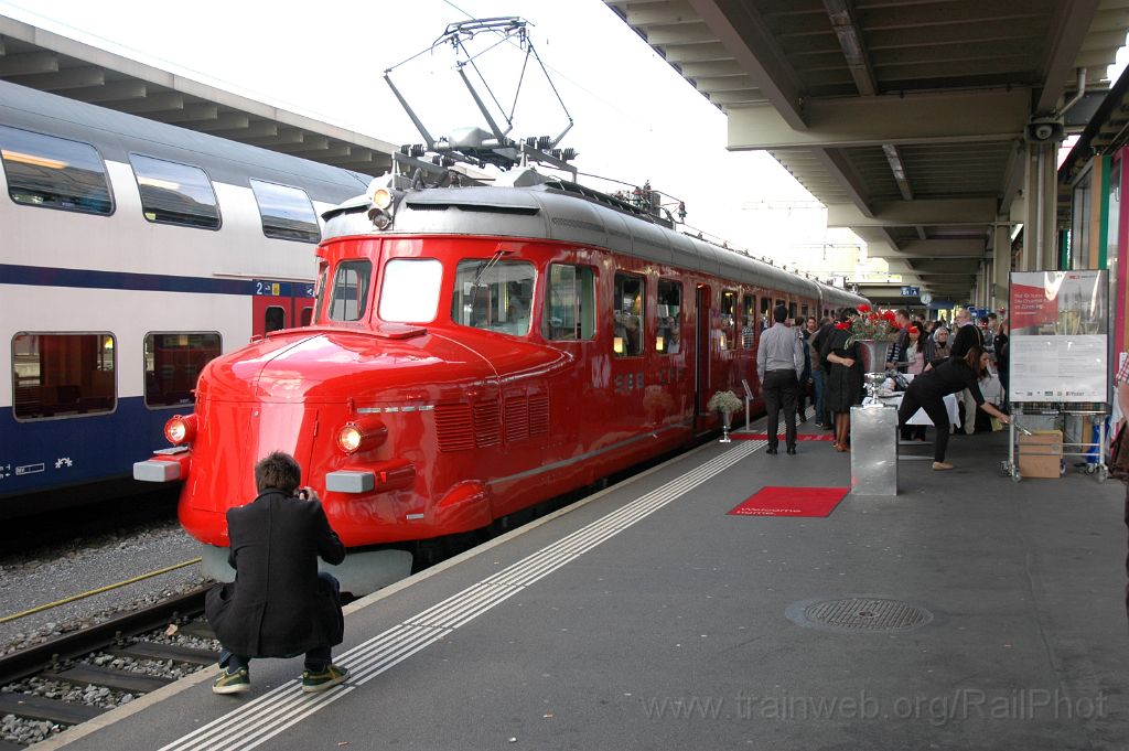 3098-0033-090514.jpg - SBB-CFF RAe 4/8 1021 / Zürich HB 9.5.2014