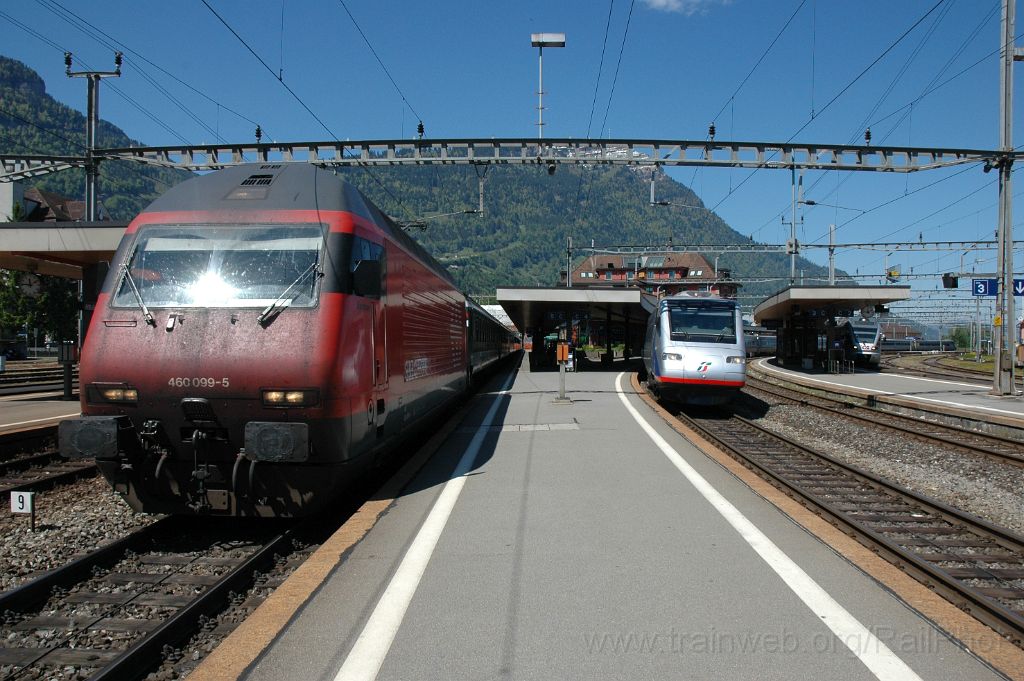 3108-0014-180514.jpg - SBB-CFF Re 460.099-5 "Bodensee" + FS ETR 470.053 / Arth-Goldau 18.5.2014