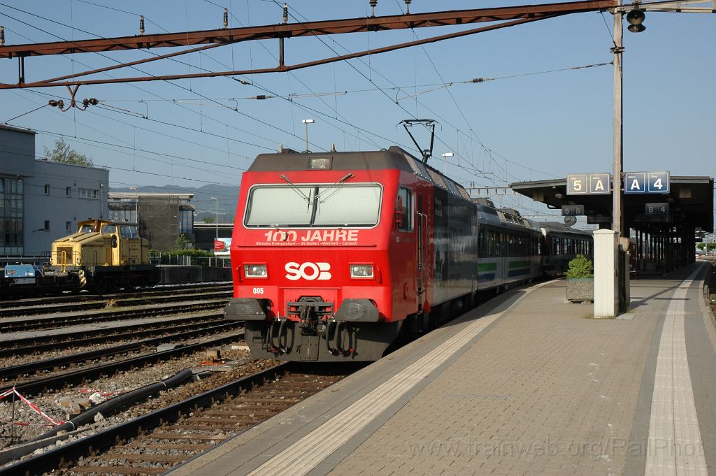 3118-0010-220514.jpg - SOB Re 456.095-9 "Degersheim" + Vanoli Em 837.852-3 "Lok Immensee" / Rapperswil 22.5.2014