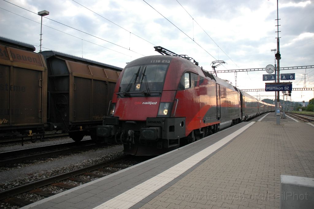 3135-0004-280514.jpg - ÖBB 1116.213-8 / Pfäffikon SZ 28.5.2014