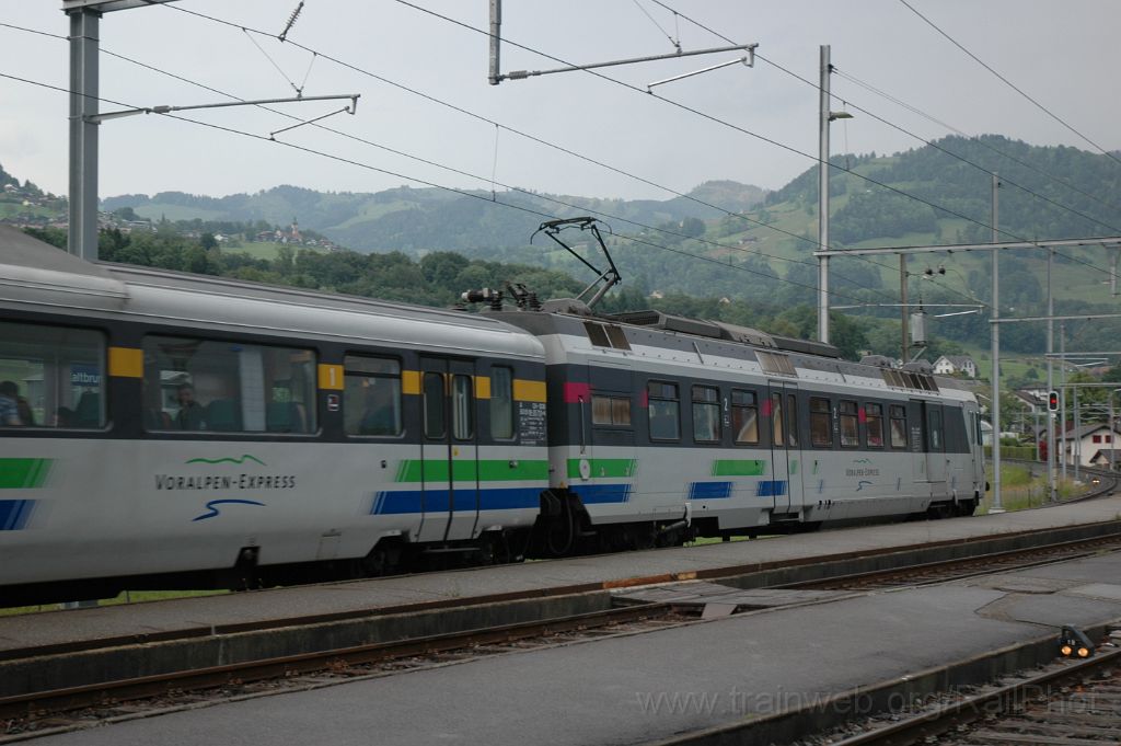 3140-0028-020614.jpg - SOB RBDe 561.082-9 / Kaltbrunn 2.6.2014