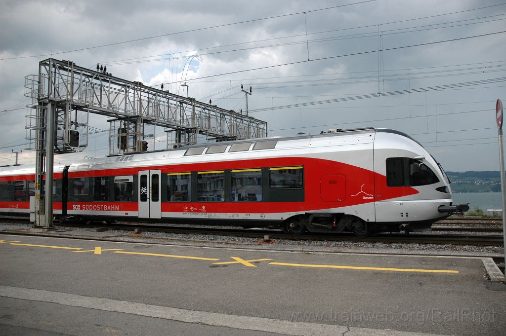 3156-0008-130614.jpg - SOB RABe 526.057-5 "Gonzen" / Wädenswil 13.6.2014
