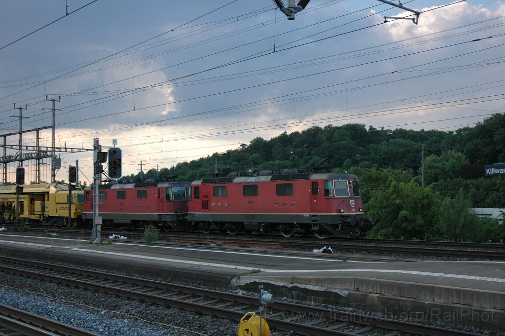 3173-0039-180614.jpg - SBB-CFF Re 4/4'' 11289 + Re 4/4''' 11370 / Killwangen-Spreitenbach 18.6.2014