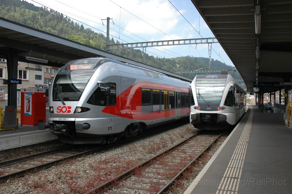 3181-0048-210614.jpg - SOB RABe 526.059-1 "St.Anton" + Thurbo RABe 526.735-6 "Rümikon" / Wattwil 21.6.2014