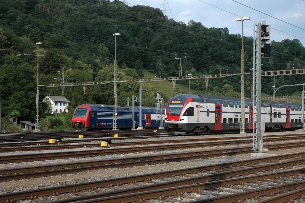 3183-0003-260614.jpg - SBB-CFF Re 450.100-3 "Rudolfingen" + RABe 511.028 / Ziegelbrücke 26.6.2014