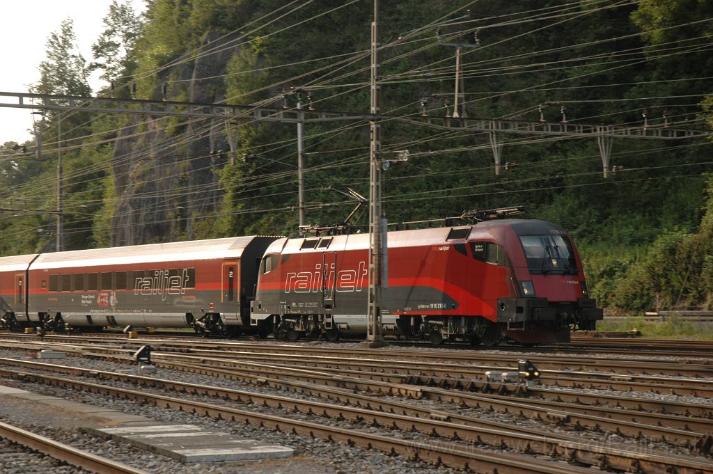 3184-0014-260614.jpg - ÖBB 1116.210 "Spirit of Budapest" / Ziegelbrücke 26.6.2014