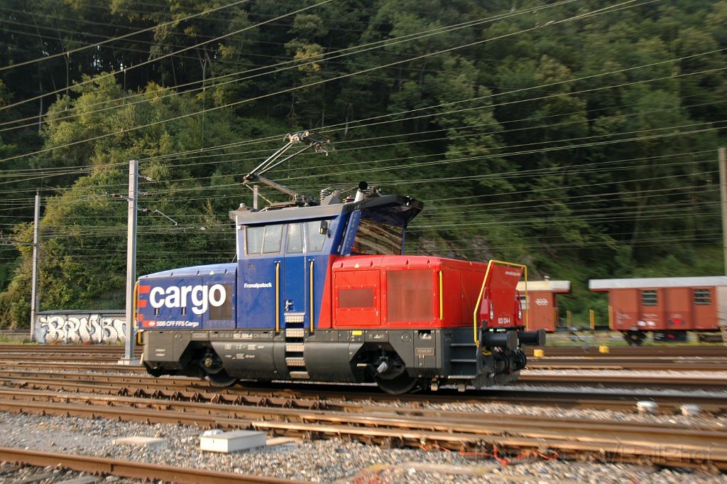 3187-0029-260614.jpg - SBB-CFF Eem 923.024-4 "Fronalpstock" / Ziegelbrücke 26.6.2014