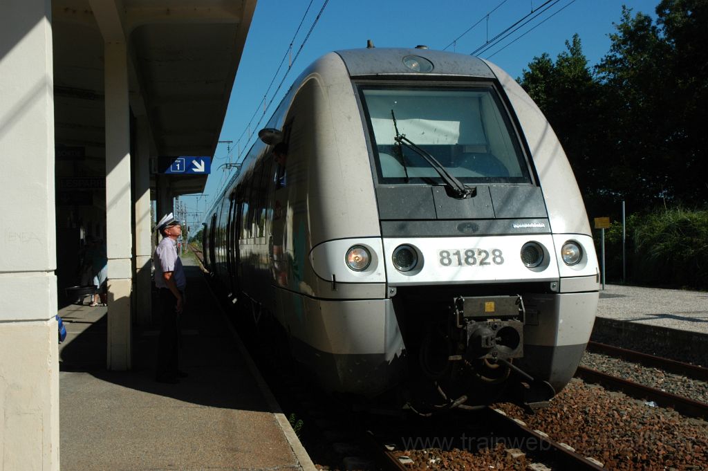 3203-0034-160714.jpg - SNCF B 81828 / Lesparre-Médoc 16.7.2014