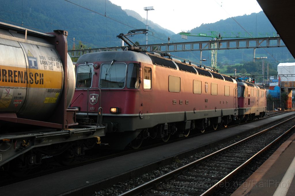 3215-0015-240714.jpg - SBB-CFF Re 4/4" 11339 + Re 6/6 11672 "Balerna" / Arth-Goldau 24.7.2014