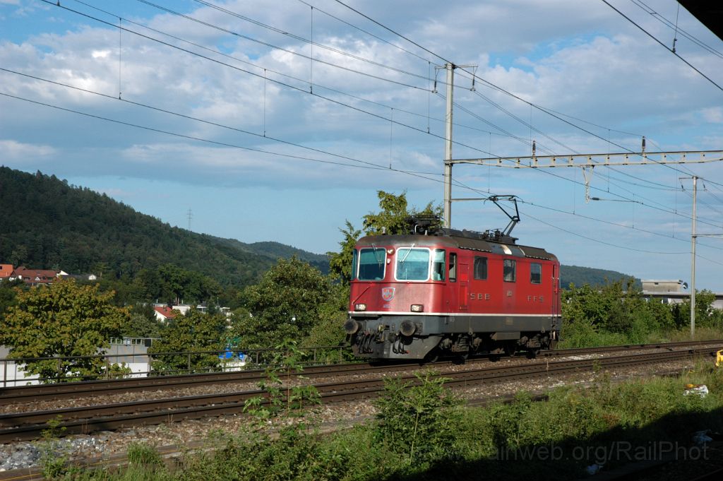 3233-0008-080814.jpg - SBB-CFF Re 4/4''' 11352 / Killwangen-Spreitenbach 8.8.2014