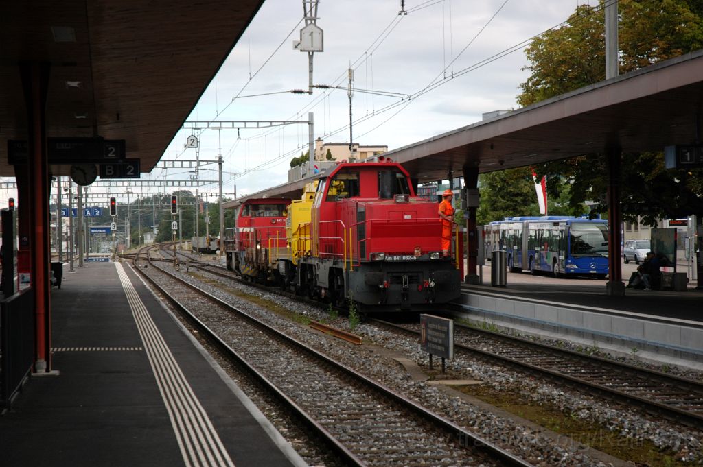 3235-0009-140814.jpg - SBB-CFF Am 842.000-2 + Am 841.032-6 / Wetzikon 14.8.2014