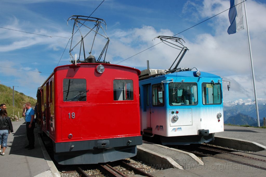 3238-0040-170814.jpg - ARB BDhe 4/4 15 + VRB He 2/2 18 / Rigi-Kulm 17.8.2014