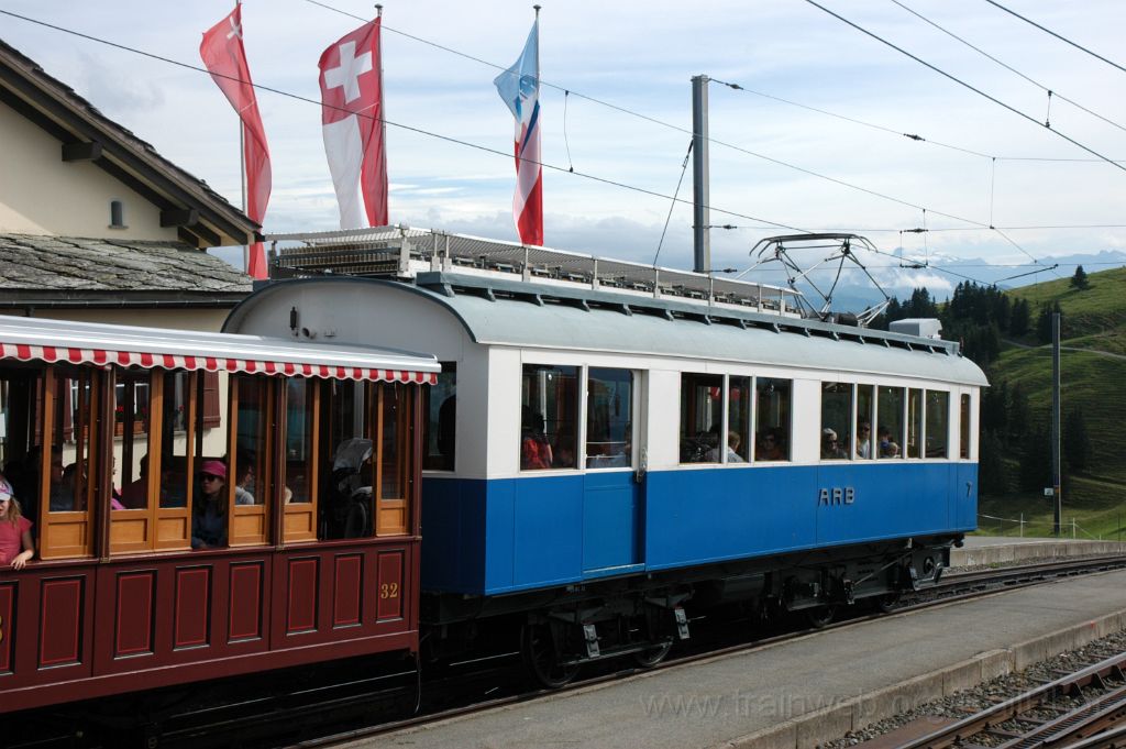 3241-0046-170814.jpg - ARB BDhe 2/4 7 / Rigi-Staffel 17.8.2014