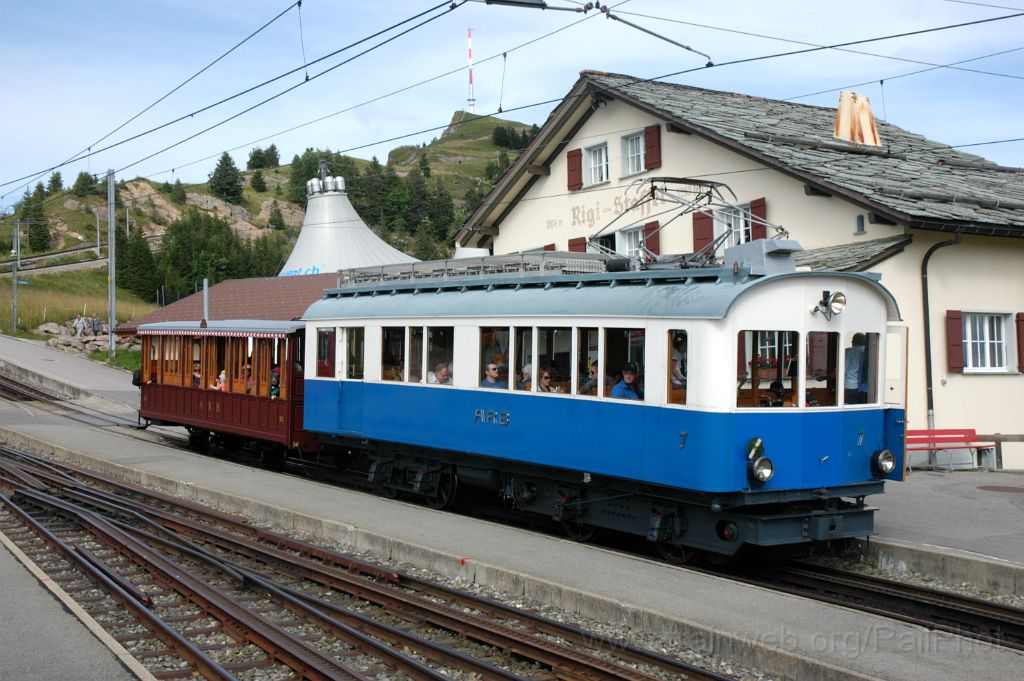 3242-0010-170814.jpg - ARB BDhe 2/4 7 + B 32 / Rigi-Staffel 17.8.2014