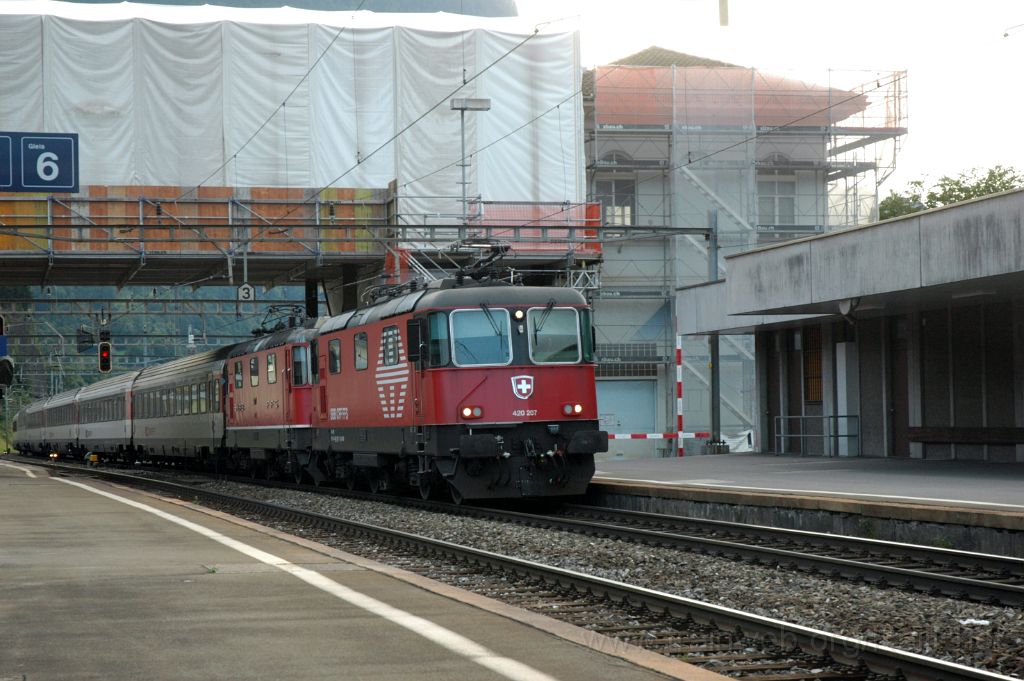 3243-0023-170814.jpg - SBB-CFF Re 420.207-3 + Re 4/4'' 11127 / Arth-Goldau 17.8.2014
