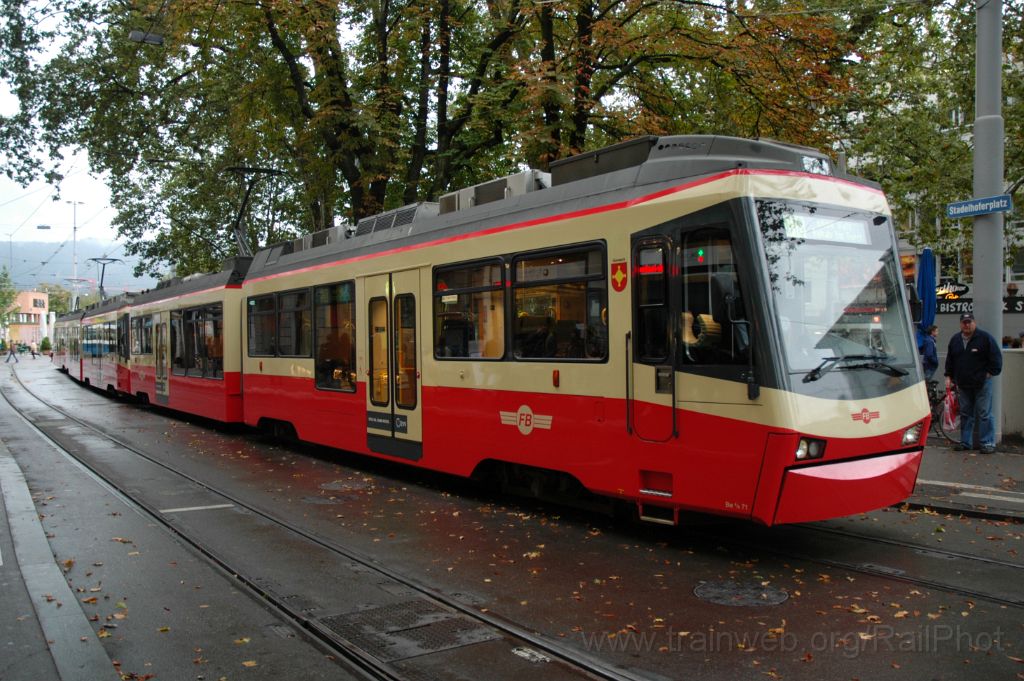 3247-0015-260814.jpg - FB Be 4/6 71 "Küsnacht ZH" / Bahnhof Stadelhofen 26.8.2014