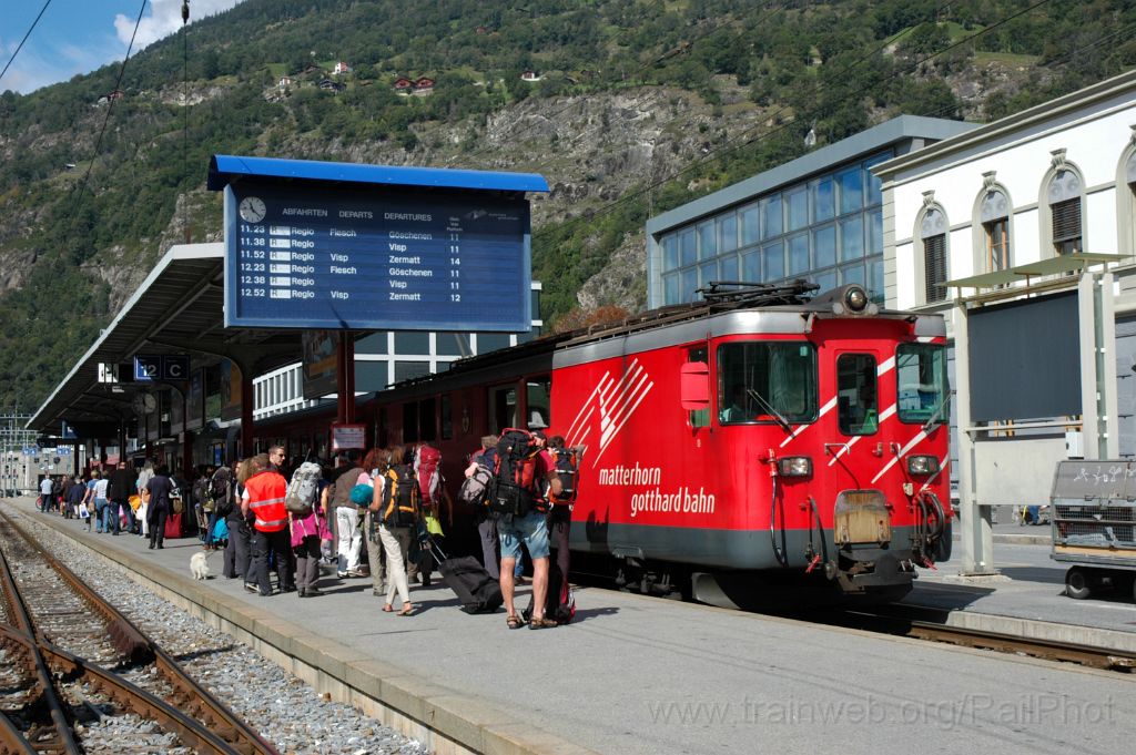 3249-0017-300814.jpg - MGB Deh 4/4 54 "Goms" / Brig 30.8.2014