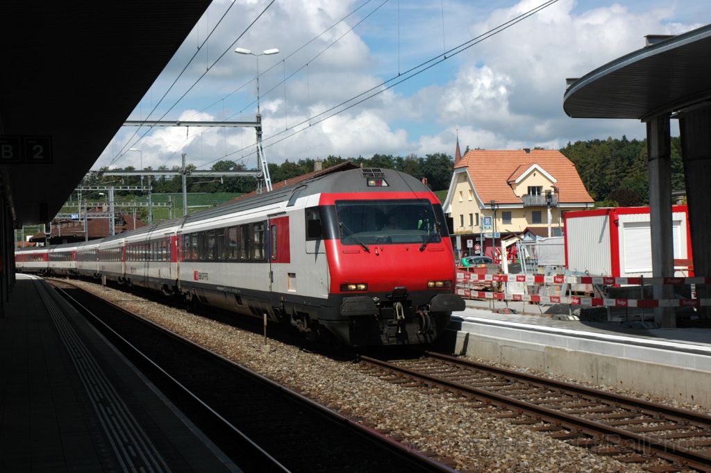 3249-0050-300814.jpg - SBB-CFF Bt (IC) 50 85 28-94 940-9 / Spiez 30.8.2014
