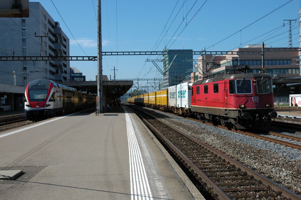 3265-0007-160914.jpg - SBB-CFF RABe 511.011 + Re 4/4'' 11267 / Zürich-Altstetten 16.9.2014