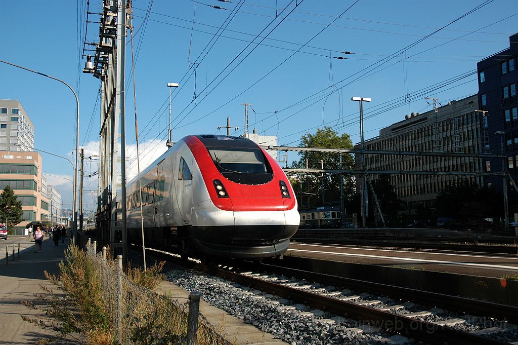 3265-0038-160914.jpg - SBB-CFF ICN RABDe 500.026 "Alfred Escher" / Zürich-Altstetten 16.9.2014