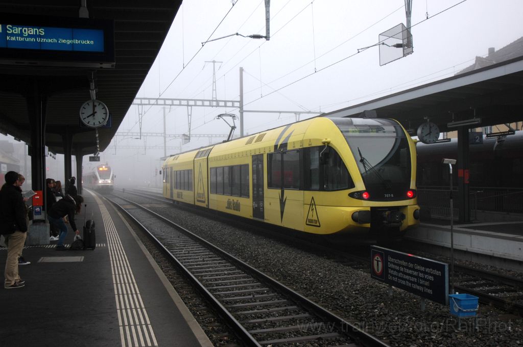 3308-0032-021014.jpg - Thurbo RABe 526.707-5 "TeleTop" + SOB RABe 526.058-3 "Speer" / Wattwil 2.10.2014