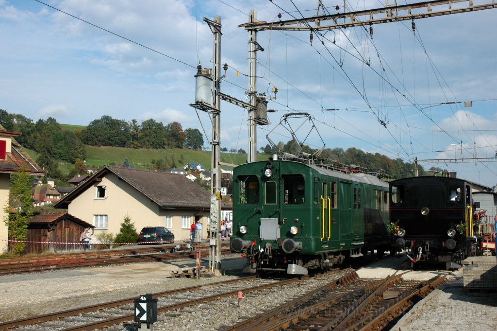 3316-0013-051014.jpg - VHB Ed 3/4 11 + EBT BDe 2/4 240 / Huttwil 5.10.2014