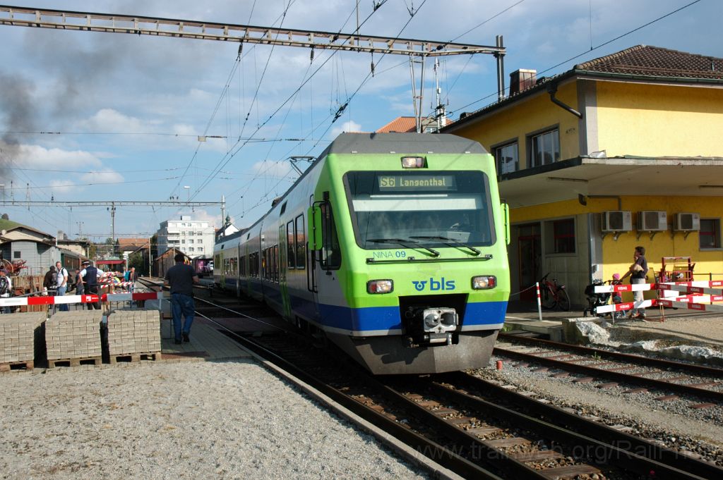3316-0025-051014.jpg - BLS RABe 525.009-7 "Schwarzsee" / Huttwil 5.10.2014