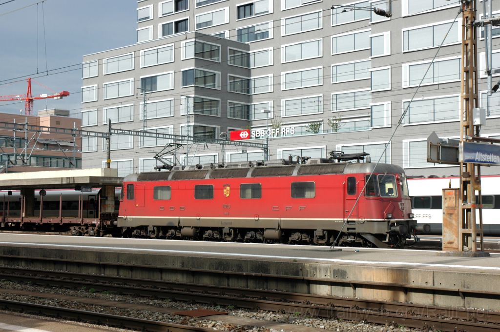 3323-0009-081014.jpg - SBB-CFF Re 6/6 11653 "Gümligen" / Zürich-Altstetten 8.10.2014