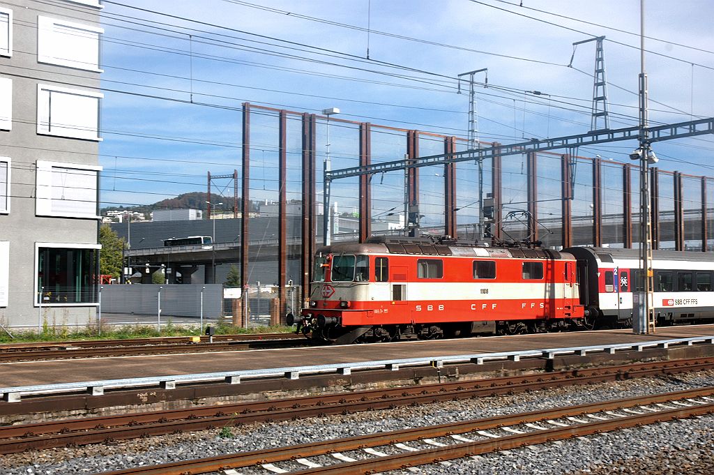 3364-0050-151014.jpg - SBB-CFF Re 4/4'' 11108 / Zürich-Altstetten 15.10.2014