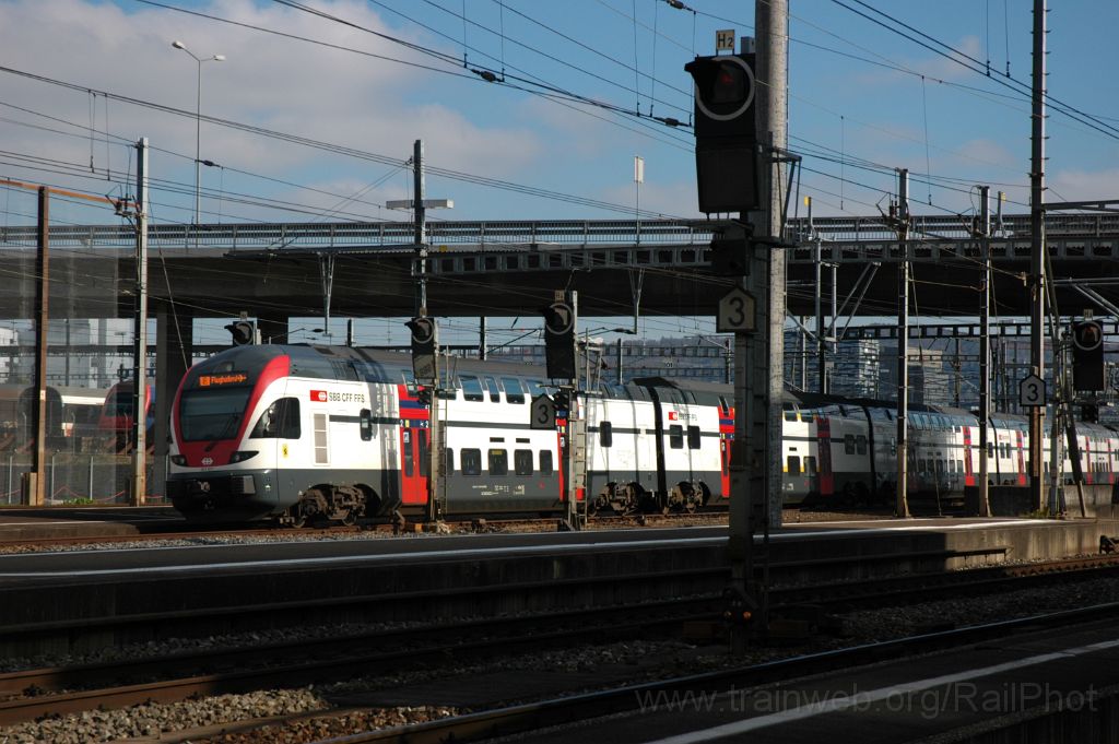 3376-0012-241014.jpg - SBB-CFF RABe 511.017 "Schaffhausen" / Zürich-Altstetten 24.10.2014