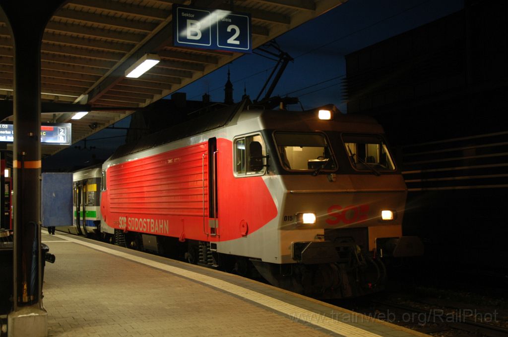 3377-0045-241014.jpg - SOB Re 446.015-0 / Rapperswil 24.10.2014