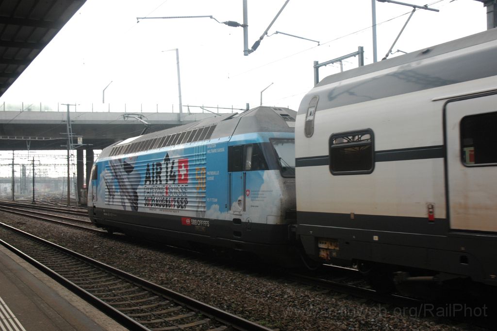 3383-0050-311014.jpg - SBB-CFF Re 460.014-4 "Val-du-Trient" / Zürich-Hardbrücke 31.10.2014