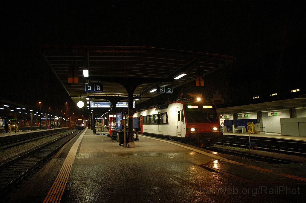 3386-0014-051114.jpg - SBB-CFF RBDe 560.211-5 / Rapperswil 5.11.2014