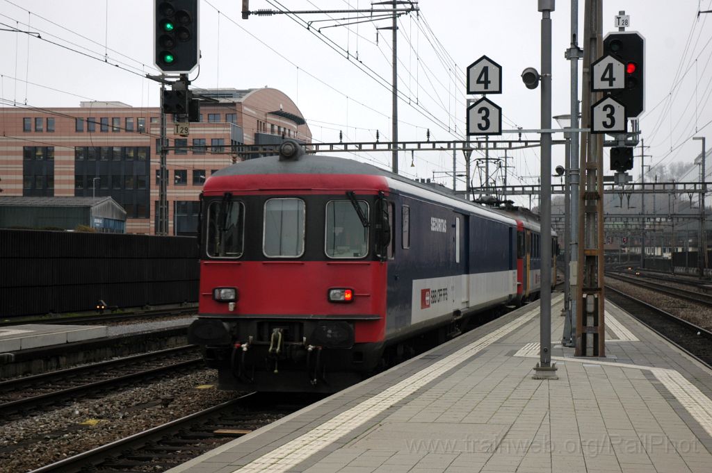3388-0036-141114.jpg - SBB-CFF RBe 540.043-7 + St 50 85 89-33 900-3 / Olten 14.11.2014