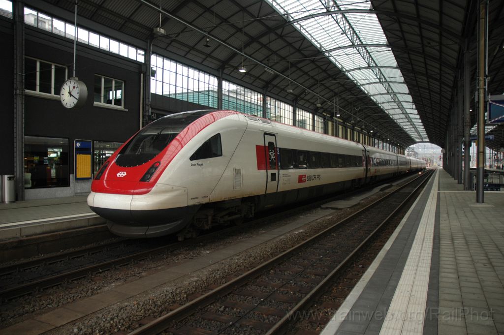3390-0014-141114.jpg - SBB-CFF ICN RABDe 500.001 "Jean Piaget" / Olten 14.11.2014