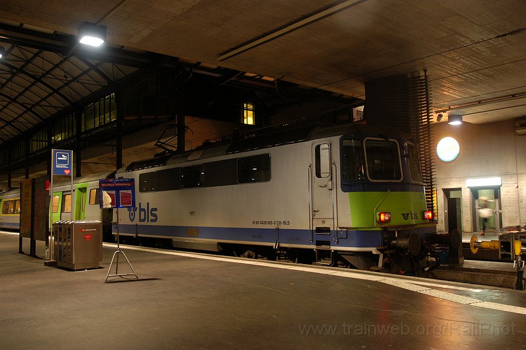 3392-0021-141114.jpg - BLS Re 420.505-0 / Luzern 14.11.2014