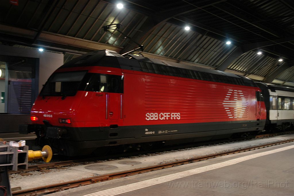 3395-0026-191114.jpg - SBB-CFF Re 460.012-8 "Erguël" / Zürich HB 19.11.2014