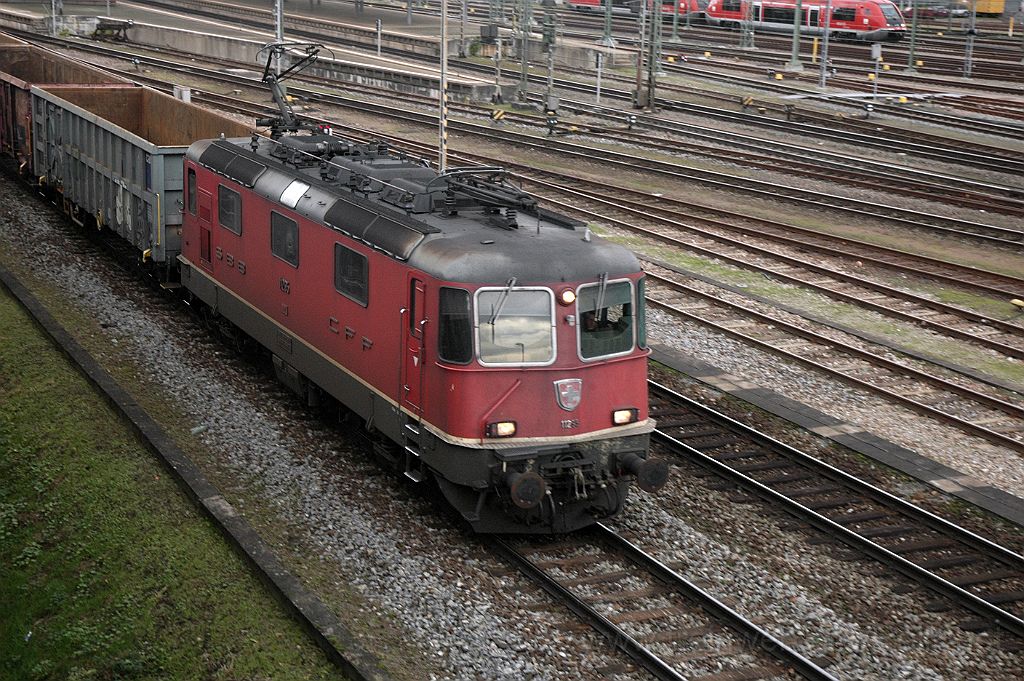 3406-0031-121214.jpg - SBB-CFF Re 4/4'' 11295 / Basel Badische Bahnhof 12.12.2014