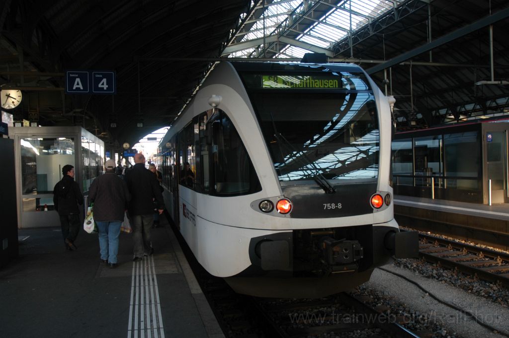 3408-0025-131214.jpg - Thurbo RABe 526.758-8 / St.Gallen HB 13.12.2014