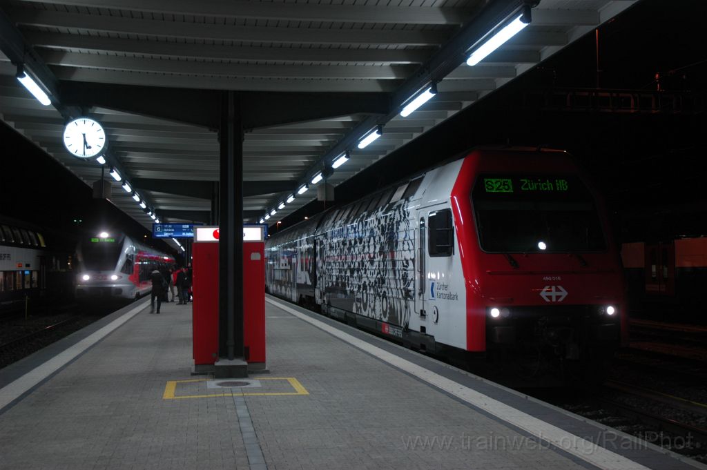 3412-0009-141214.jpg - SBB-CFF Re 450.016-1 "Altstetten" + SOB RABe 526.049-2 "Hochstückli" / Ziegelbrücke 14.12.2014