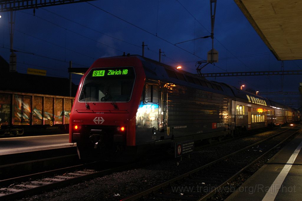 3412-0015-171214.jpg - BB-CFF Re 450.014-6 "Männedorf" / Hinwil 17.12.2014
