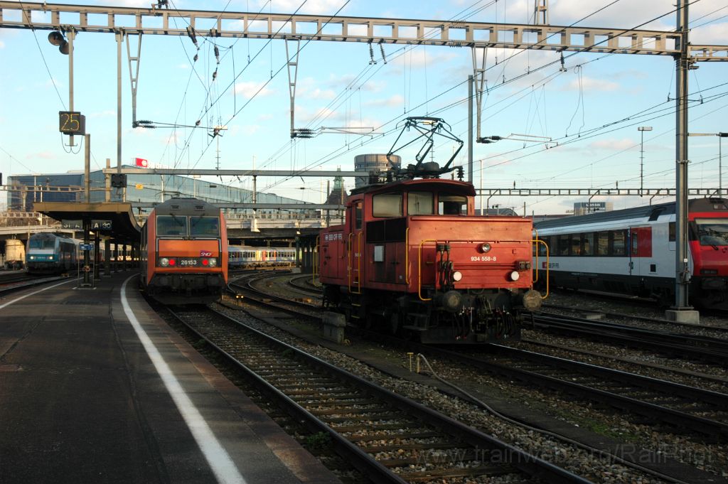 3422-0014-241214.jpg - SNCF BB 26163 + BB 26153 + SBB-CFF Ee 934.558-8 / Basel SNCF 24.12.2014
